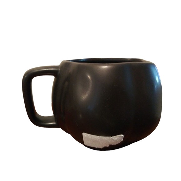 Rae Dunn 'FALL' Black Pumpkin Shaped Coffee Mug Tea Cup Gold Font NW… - Picture 2 of 8